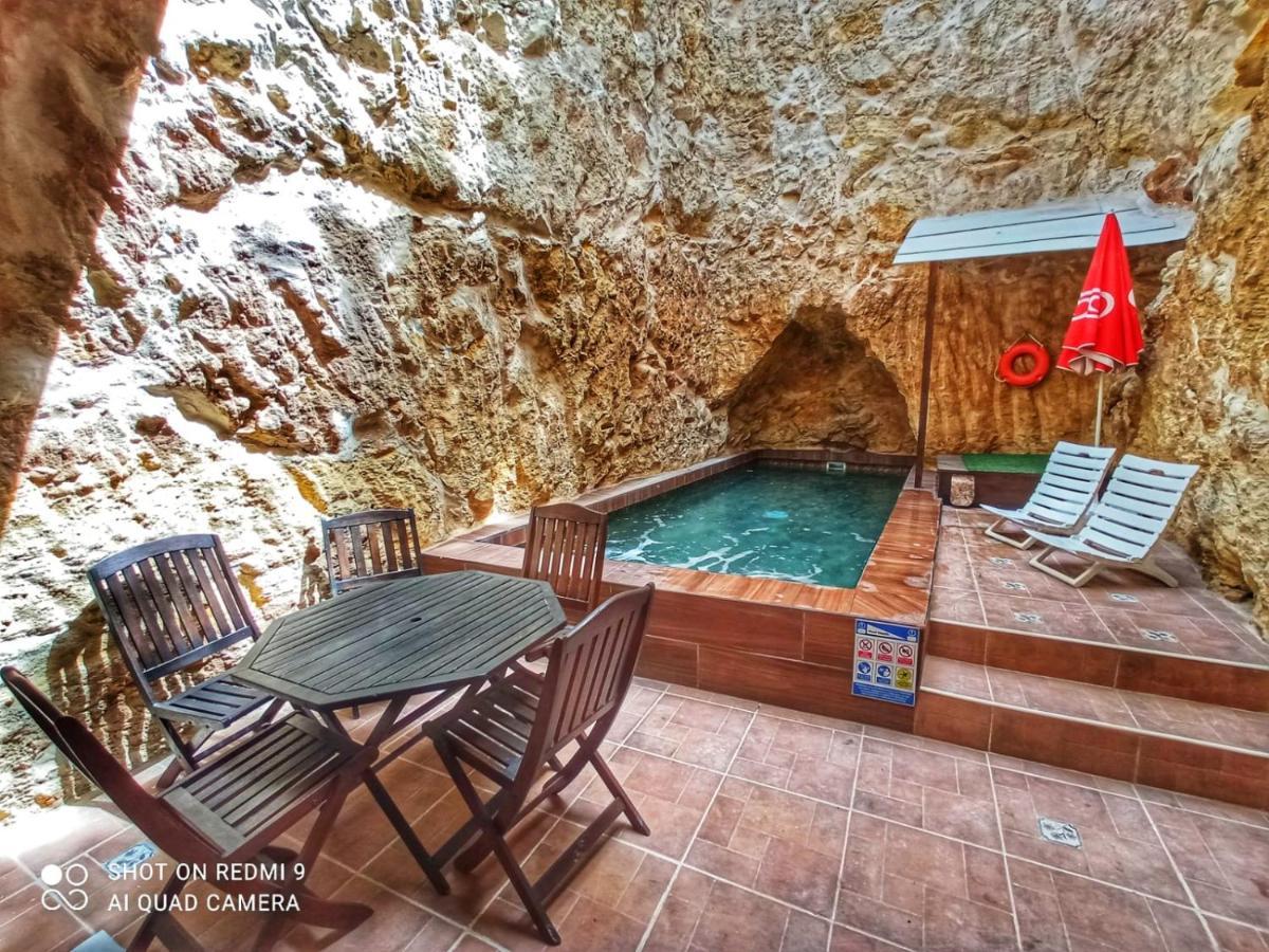 Town House With Private Pool In Village Centre Калкара Экстерьер фото