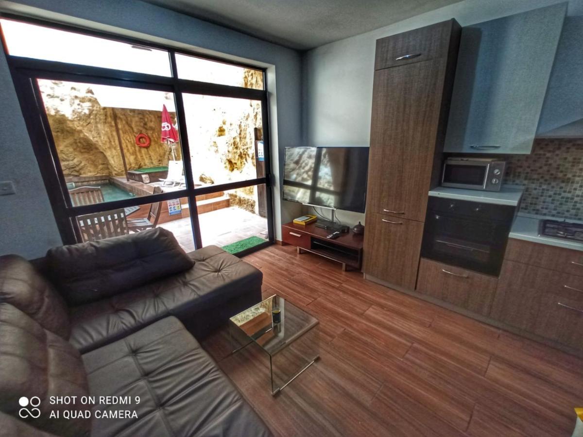 Town House With Private Pool In Village Centre Калкара Экстерьер фото