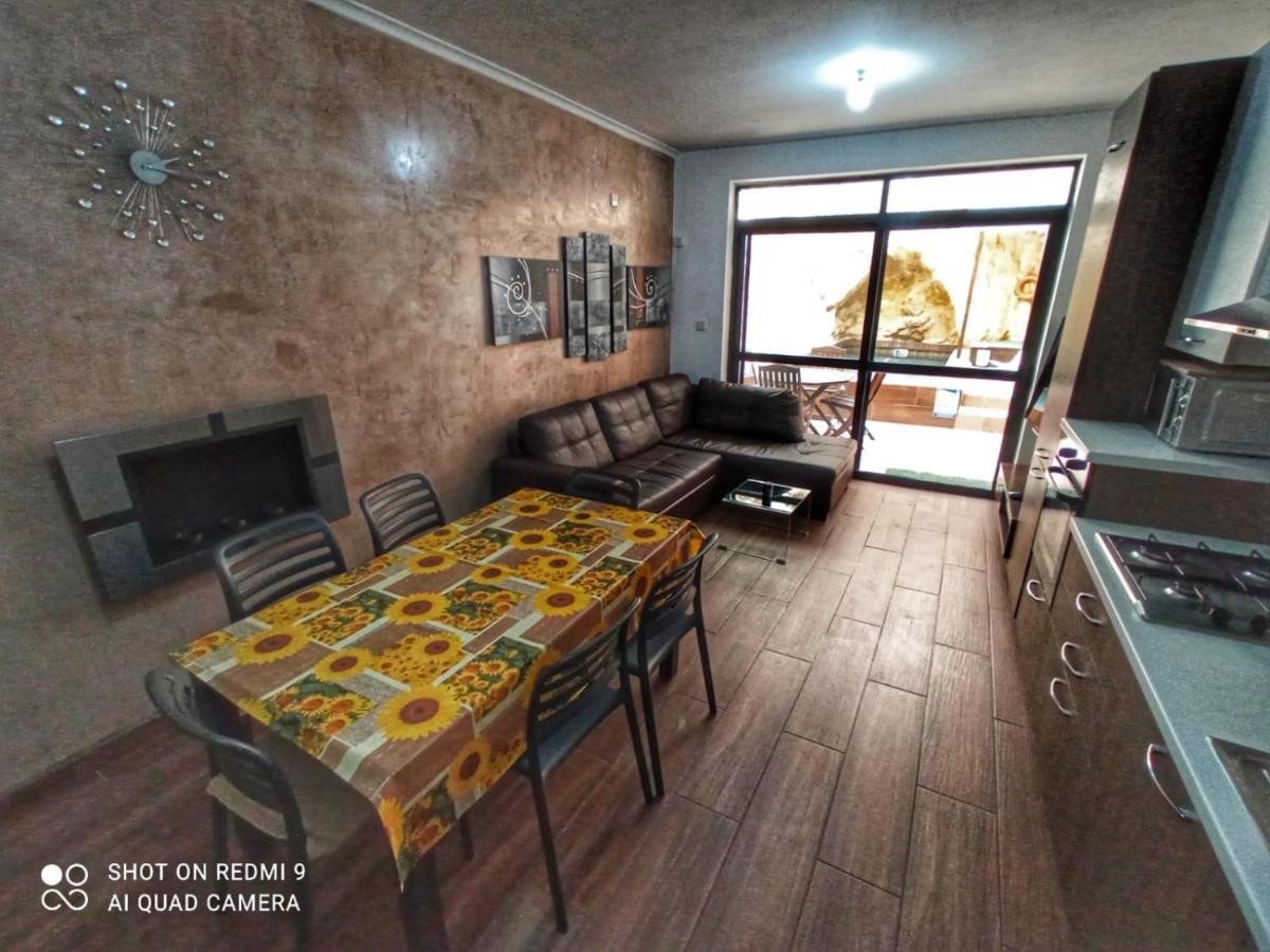 Town House With Private Pool In Village Centre Калкара Экстерьер фото