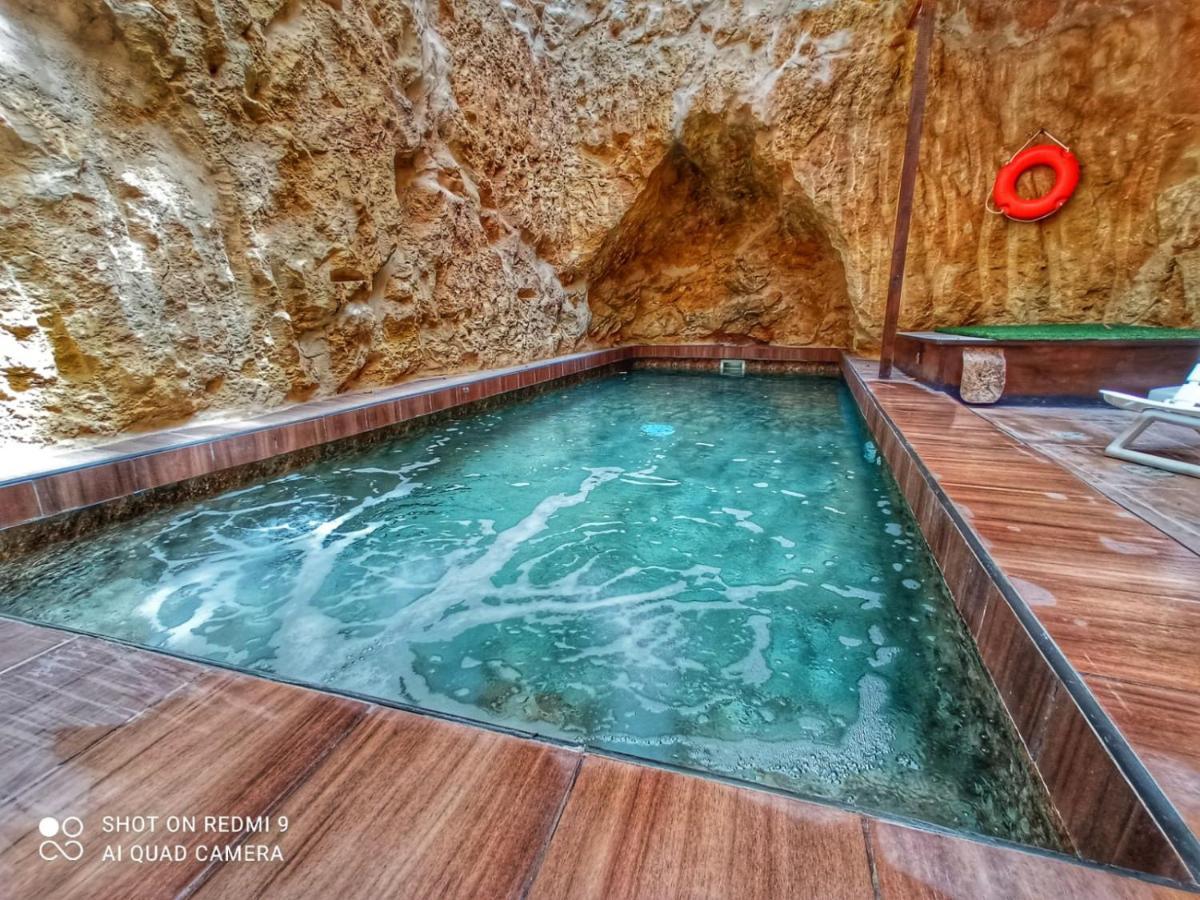 Town House With Private Pool In Village Centre Калкара Экстерьер фото