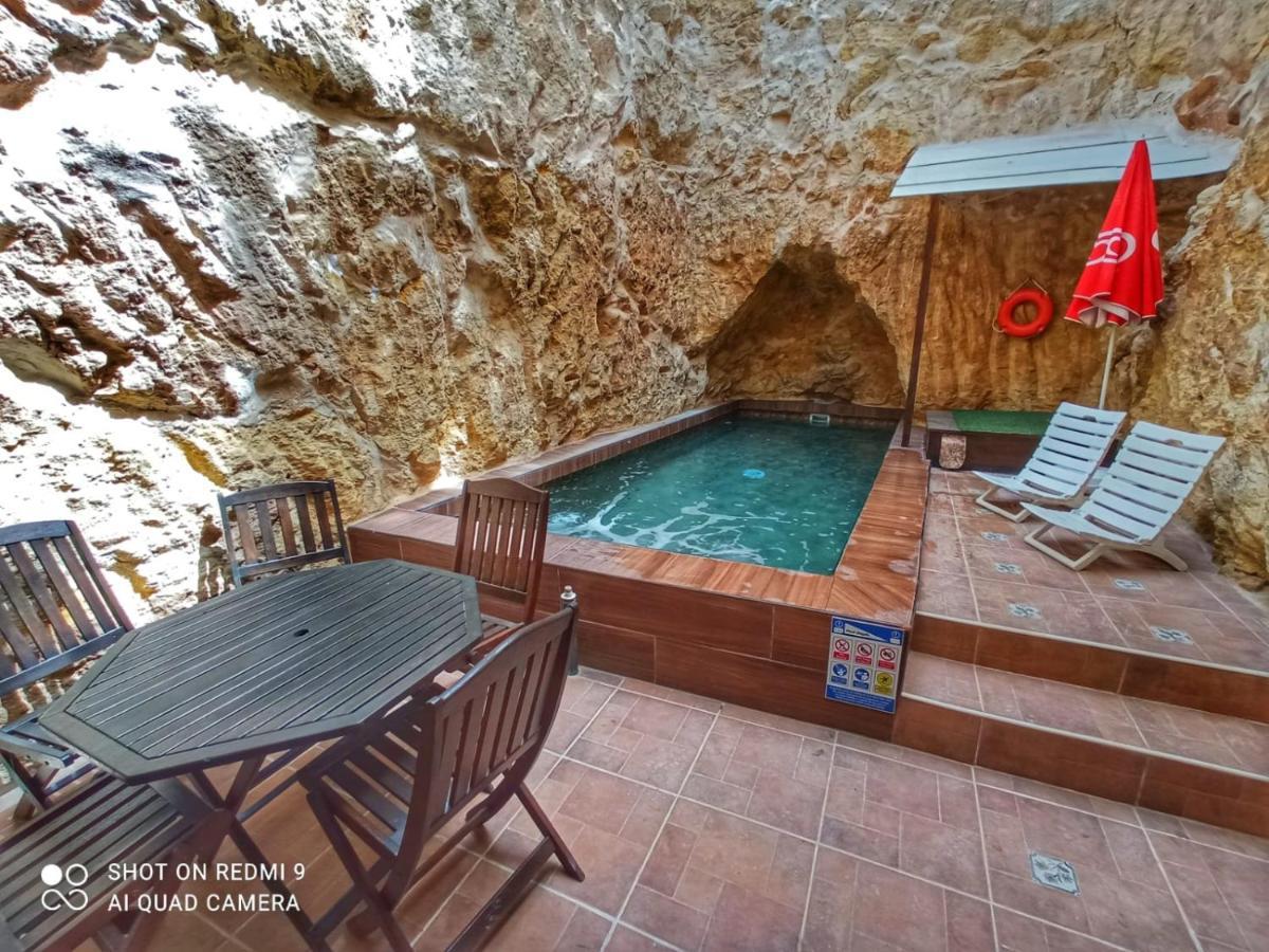 Town House With Private Pool In Village Centre Калкара Экстерьер фото